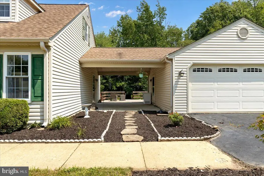 8929 Locust St, Waldorf, MD 20603 - #3