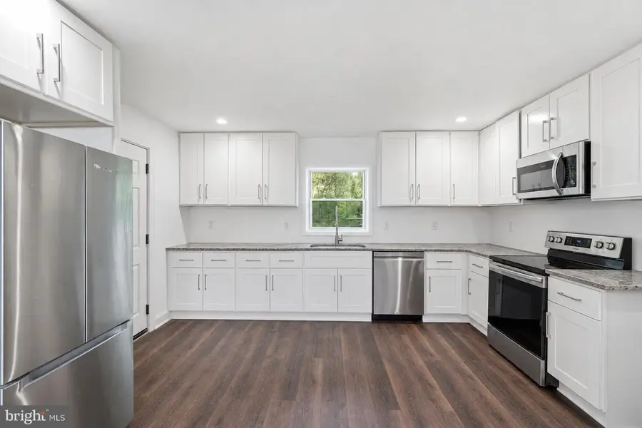 5281 Red Hill Dr, Indian Head, MD 20640 - #3