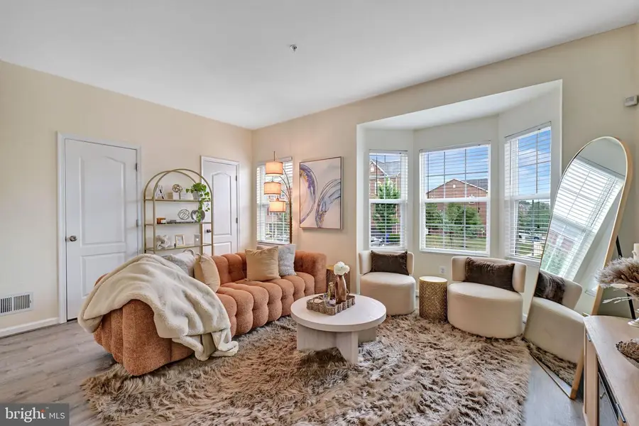 11752 Palm Desert Pl, Waldorf, MD 20602 - #2