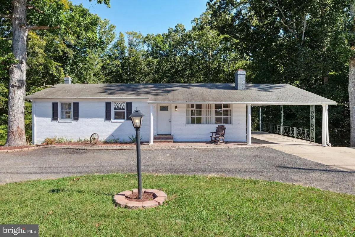 10846 Charles St, La Plata, MD 20646 - #1
