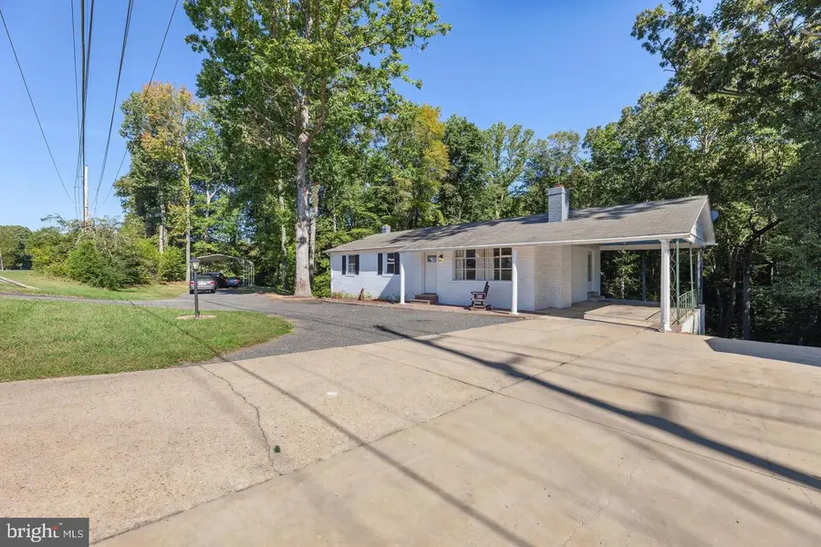 10846 Charles St, La Plata, MD 20646 - #2