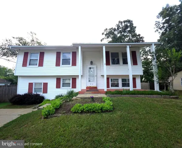 910 Mciver Dr, WALDORF, MD 20602