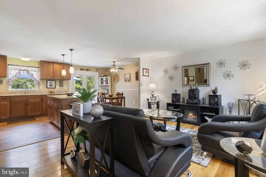 3909 Newman Ct, Waldorf, MD 20602 - #3