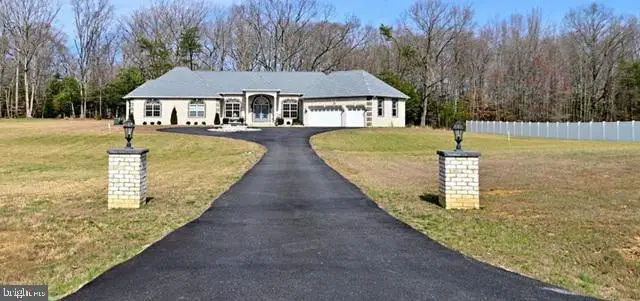 14305 Flowing Creek Ct, Bryantown, MD 20617 - #1