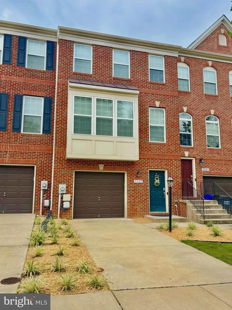 5323 Rockingham Pl, White Plains, MD 20695 - #1