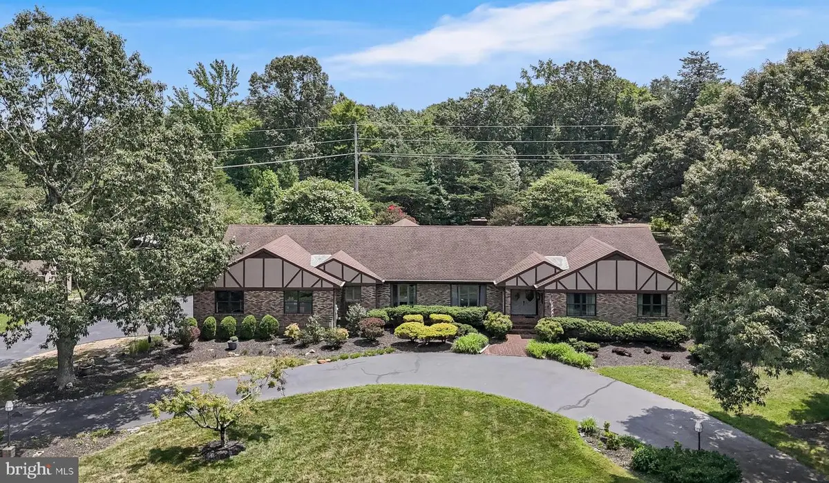 10555 Prince Charles Dr, La Plata, MD 20646 - #1