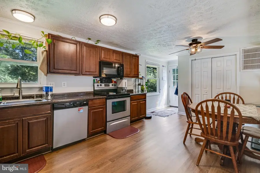 12418 Channel View Dr, Newburg, MD 20664 - #2