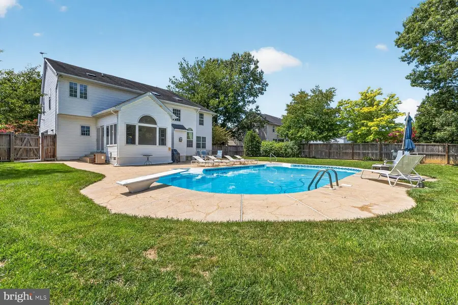1054 Norfolk Dr, La Plata, MD 20646 - #2