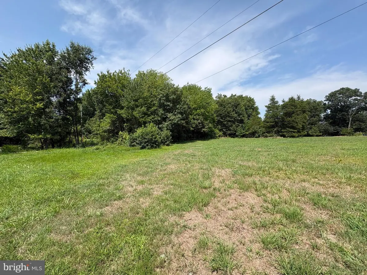 193-e Davis Rd, Waldorf, MD 20601 - #1