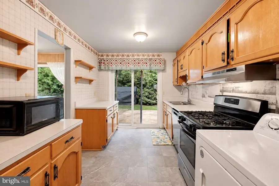 414 Garner Ave, Waldorf, MD 20602 - #2
