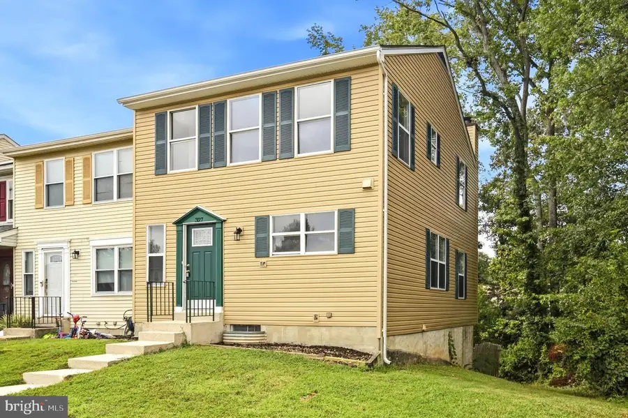 327 Woodside Pl, Waldorf, MD 20601 - #2