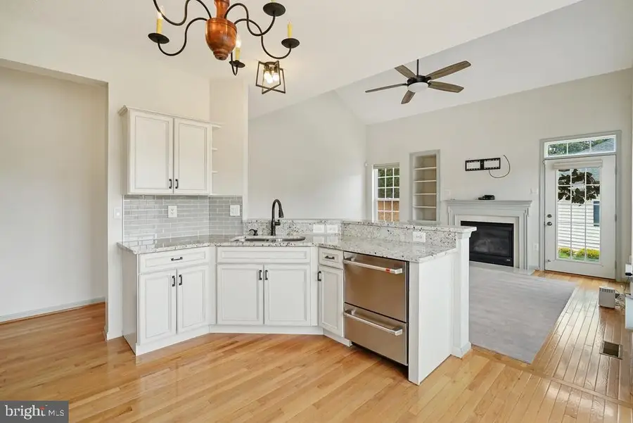 120 Hawthorne Greene Cir, La Plata, MD 20646 - #3