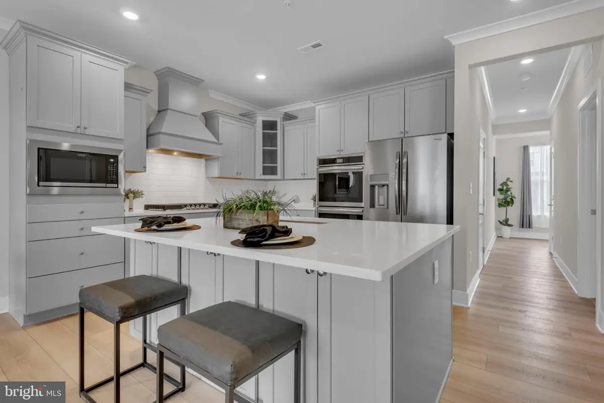 10722 Great Lakes Pl, White Plains, MD 20695 - #1