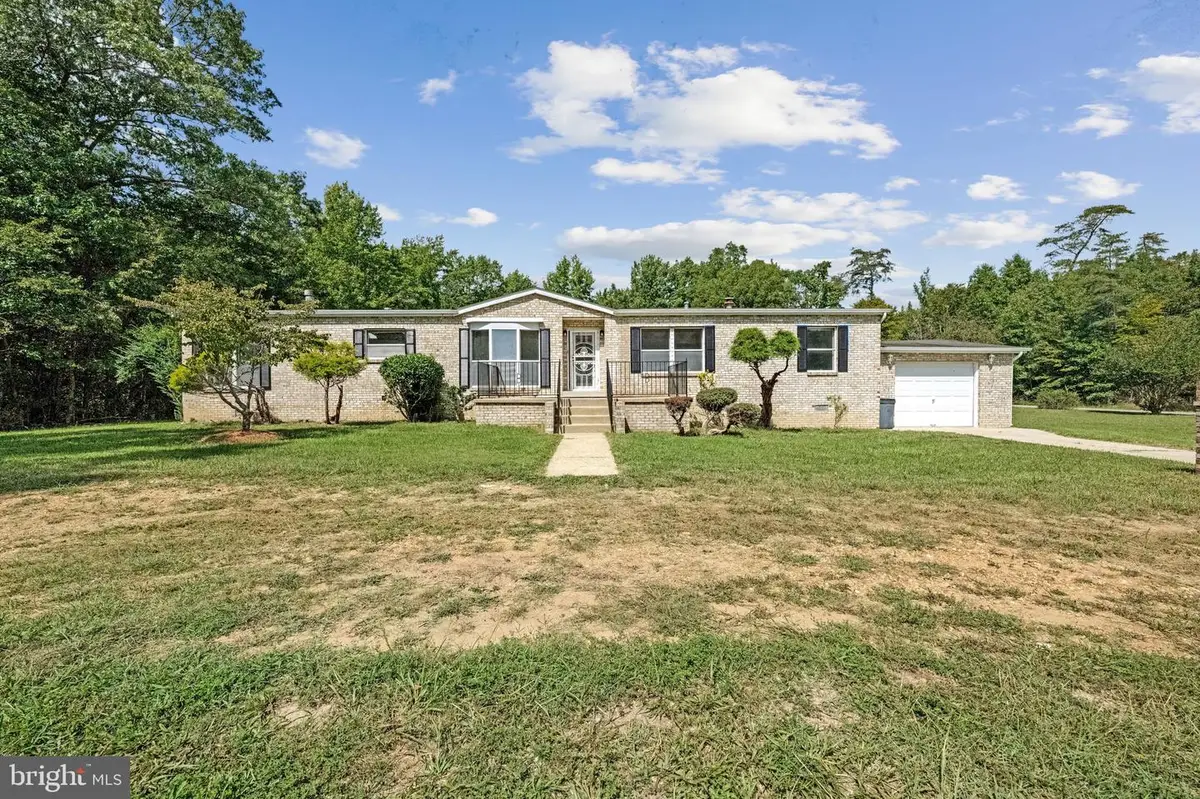 3715 Linkins Rd, Indian Head, MD 20640 - #1