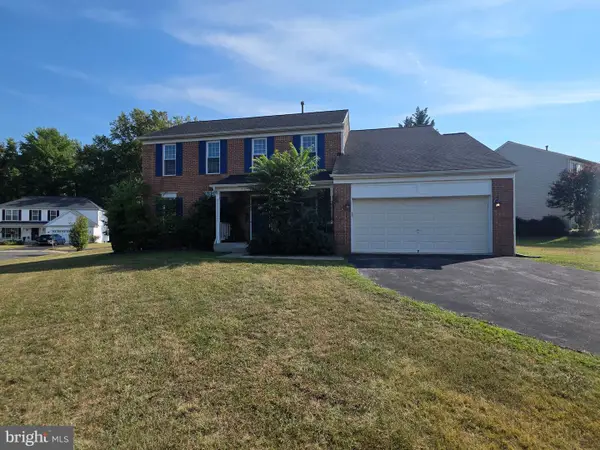 2215 Community Dr, WALDORF, MD 20601