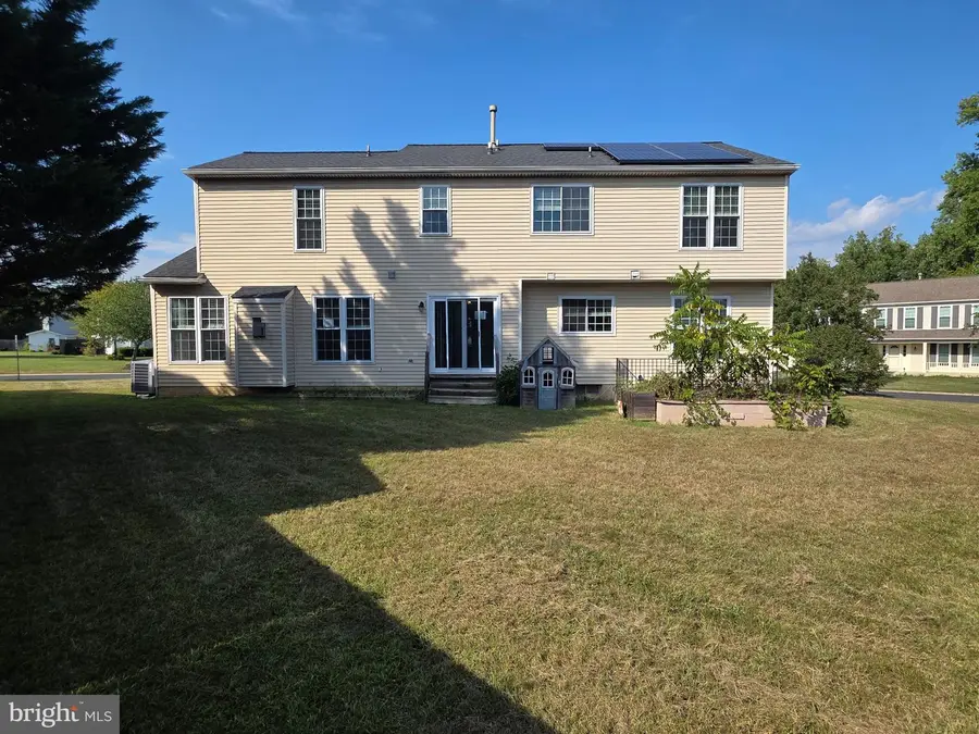 2215 Community Dr, Waldorf, MD 20601 - #2