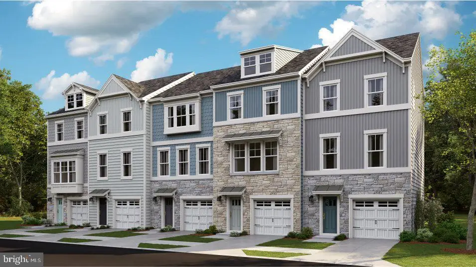 5609 Ludlow Pl, White Plains, MD 20695 - #1