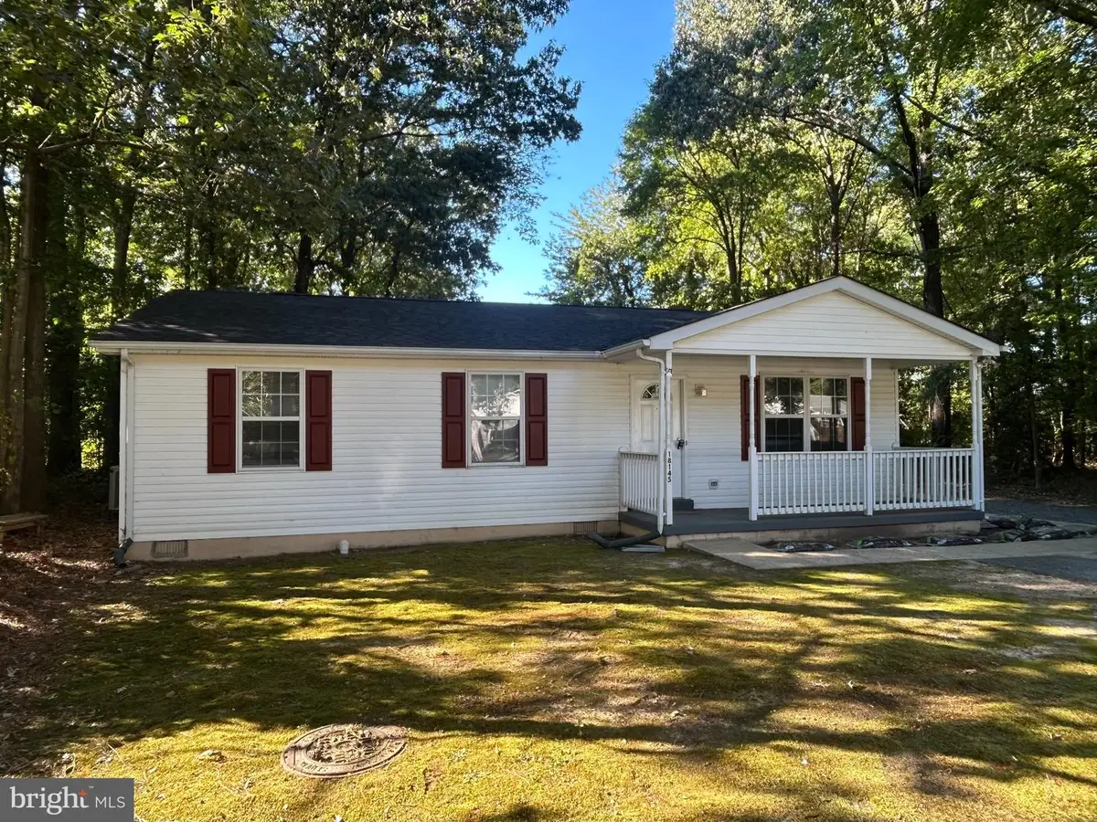 18145 Piedmont Dr, Cobb Island, MD 20645 - #1