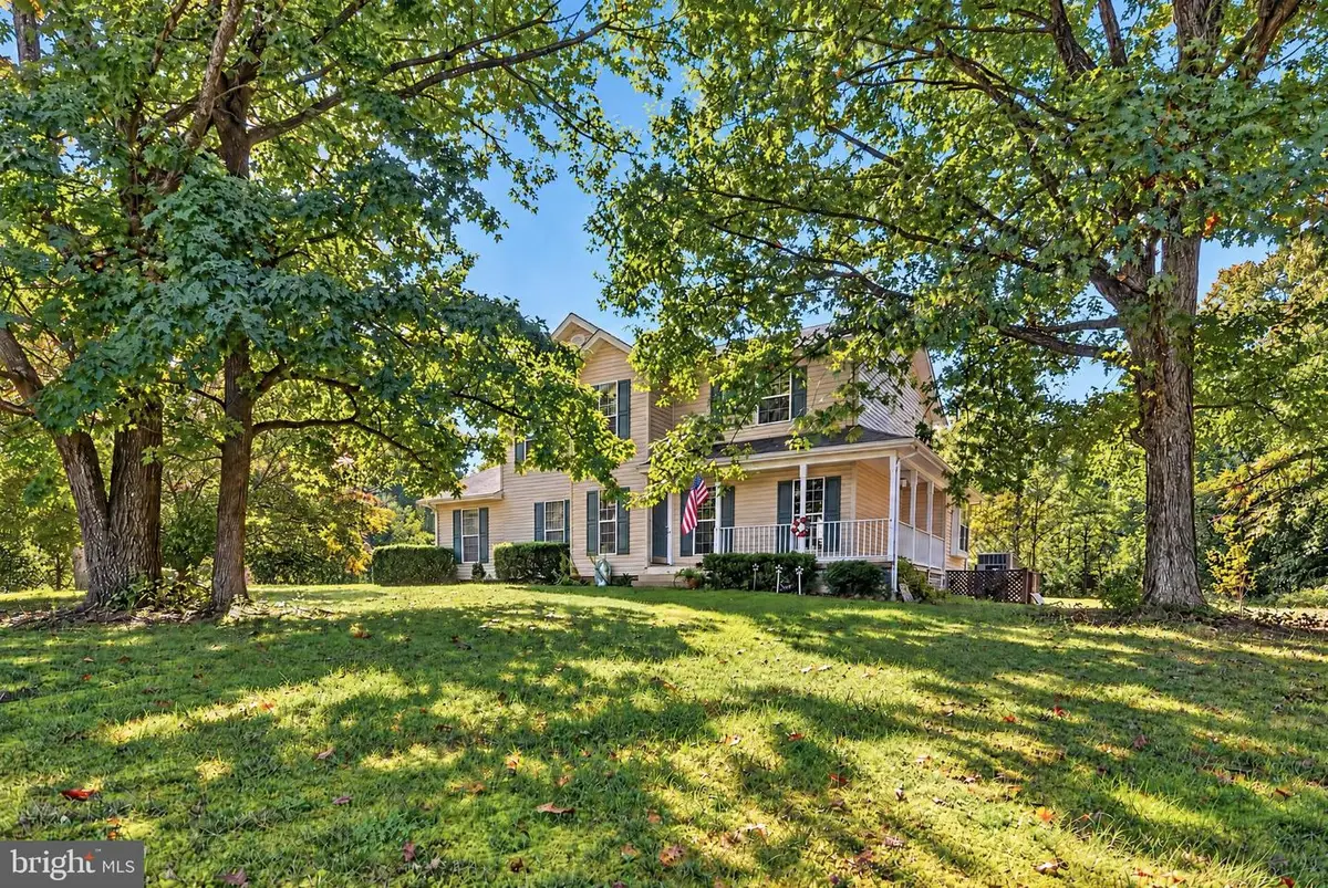 6570 Horseshoe Dr, La Plata, MD 20646 - #1