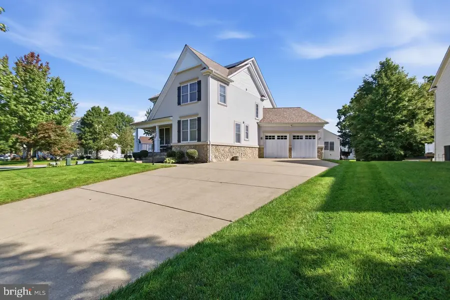 11702 Guildhall Ct, Waldorf, MD 20602 - #2