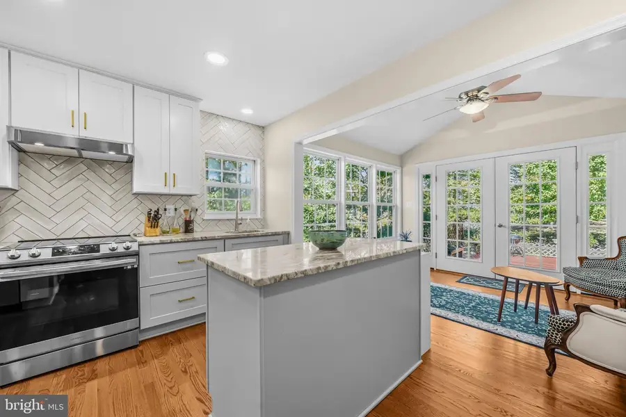 6 Winterberry Ct, La Plata, MD 20646 - #2