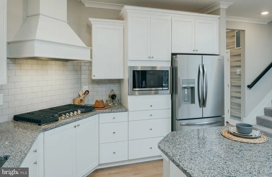 10869 Cape Breton Ct, White Plains, MD 20695 - #2