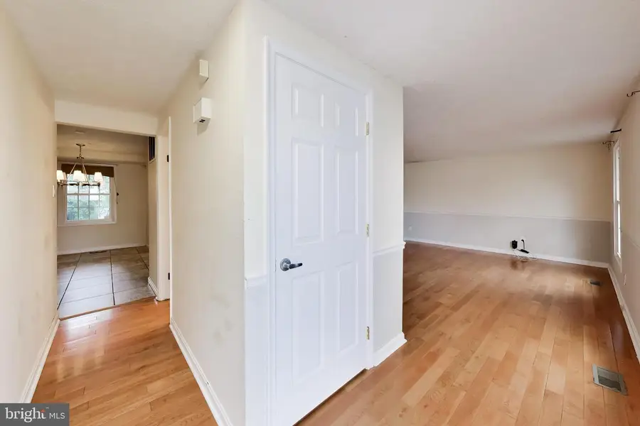 10910 Bridle Path Cir, Waldorf, MD 20601 - #2