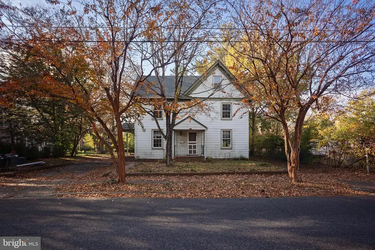 106 S 6th St, Denton, MD 21629 - Image #1