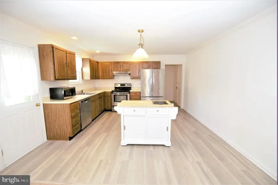 25361 Calvert Dr, Greensboro, MD 21639 - Image #3