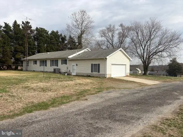 10870 River Rd, Denton, MD 21629 - #1