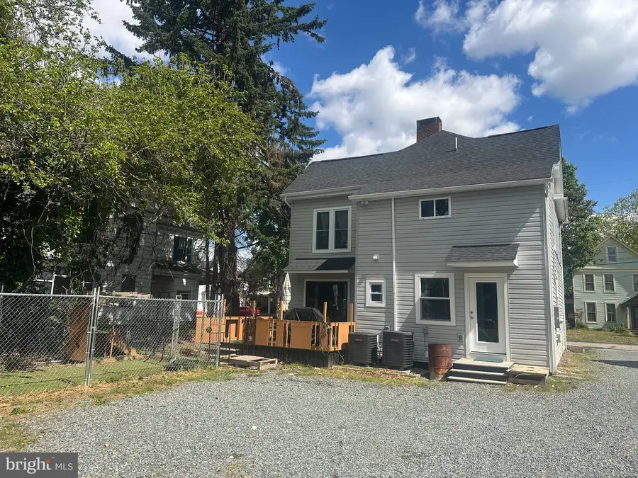 608 Market St, Denton, MD 21629 - #3
