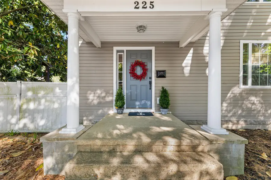 225 S 2nd St, Denton, MD 21629 - #3