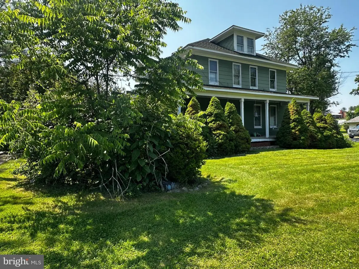 6504 Freedom Ave, Sykesville, MD 21784 - Image #1