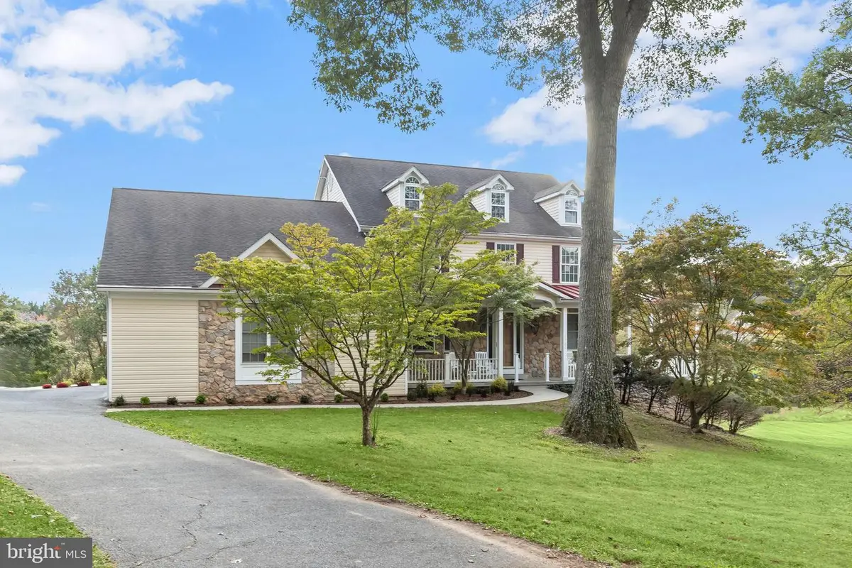 5722 Banjo Dr, Eldersburg, MD 21784 - Image #1