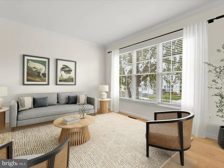 492 Hawkridge Ln, Sykesville, MD 21784 - Image #2