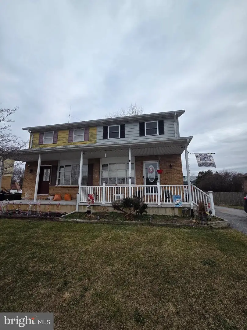 19 Fairground Ave, Taneytown, MD 21787 - Image #1