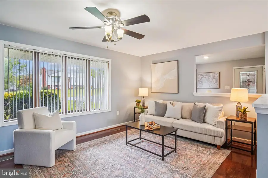 1709 Peppermint Ln, Westminster, MD 21157 - Image #2