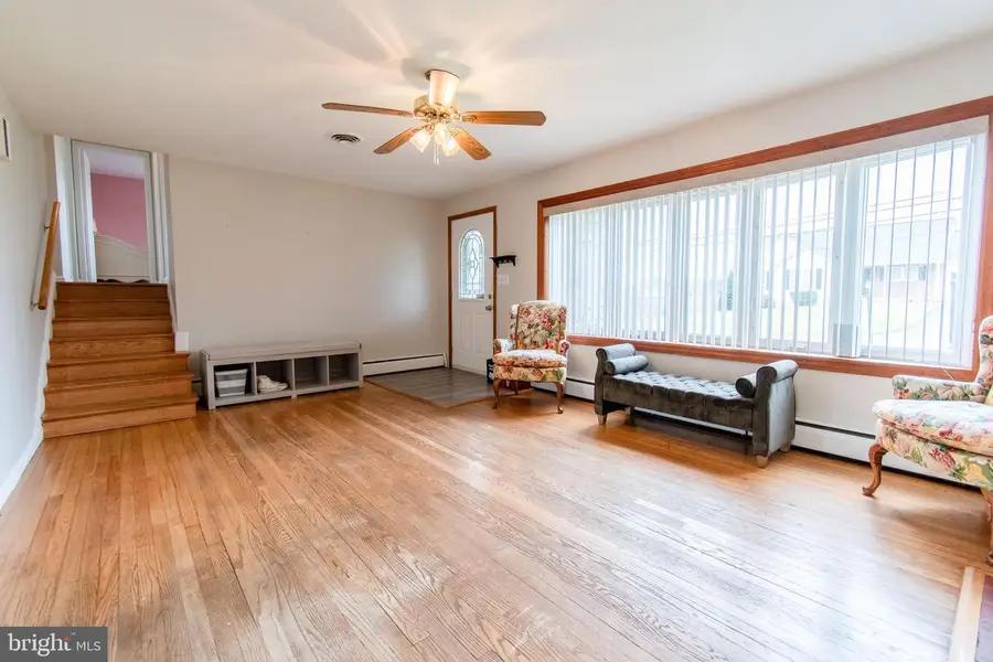 3911 Sunset Dr, Hampstead, MD 21074 - Image #3