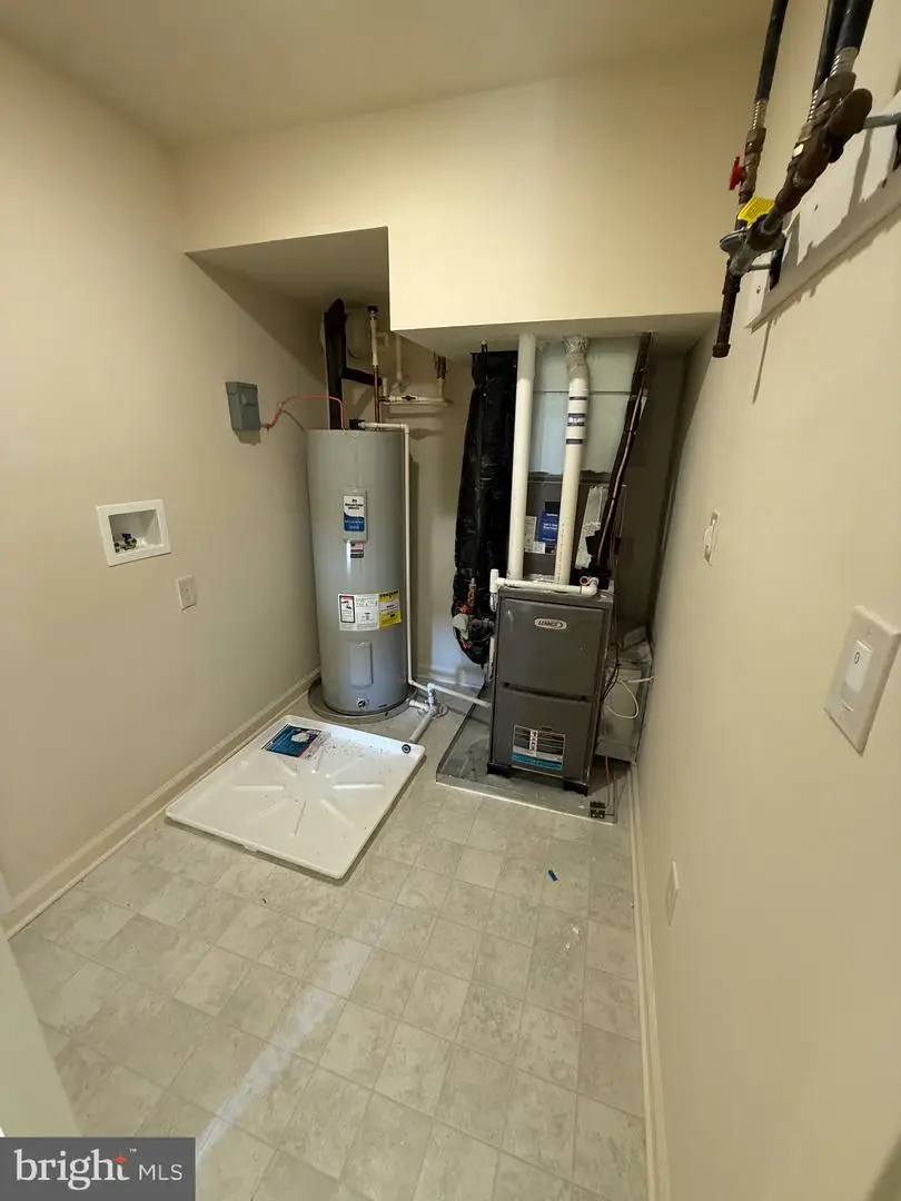 820 Wembley Drive #1d, Hampstead, MD 21074 - #3