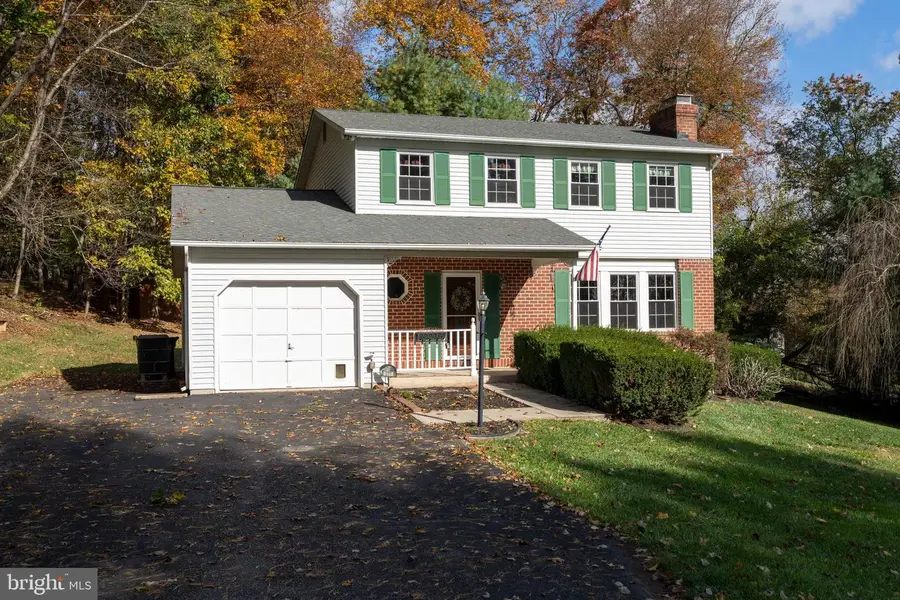 277 Winterberry Ln, Westminster, MD 21157 - Image #2