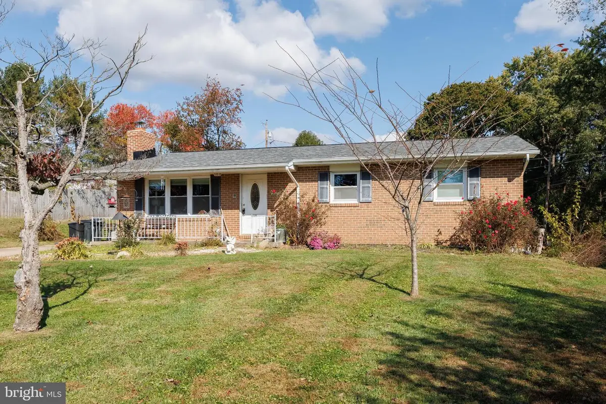 618 Lynn Way, Sykesville, MD 21784 - Image #1