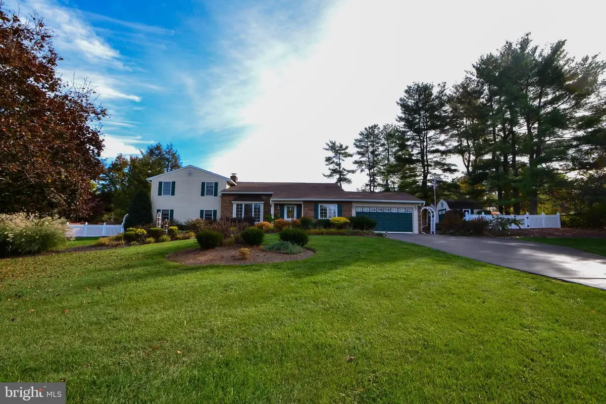 2511 Cedarhurst Dr, Reisterstown, MD 21136 - Image #1