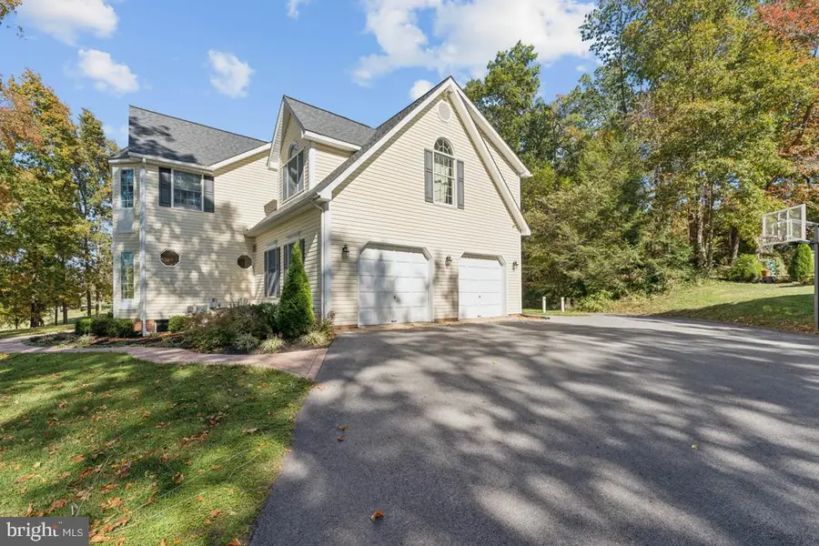 1230 Allview Dr, Hampstead, MD 21074 - Image #3