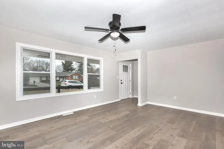 819 Fairfield Ave, Westminster, MD 21157 - Image #3