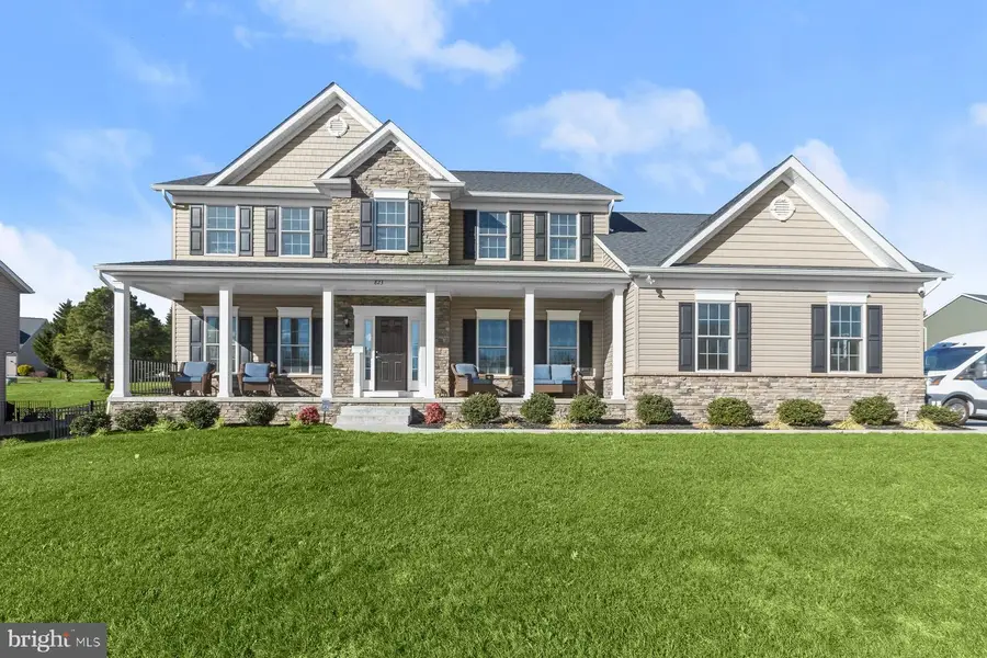823 Nell Dr, Sykesville, MD 21784 - Image #2