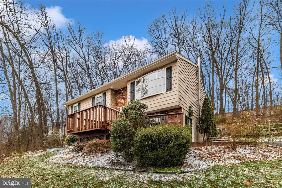 2235 Bowersox Rd, New Windsor, MD 21776 - Image #2