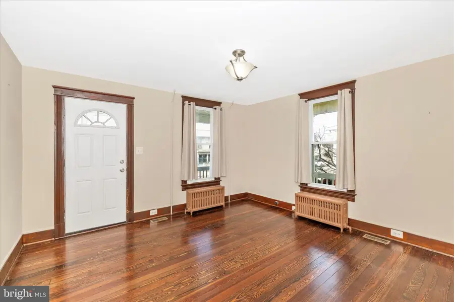 6 N Farquhar St, Union Bridge, MD 21791 - Image #3