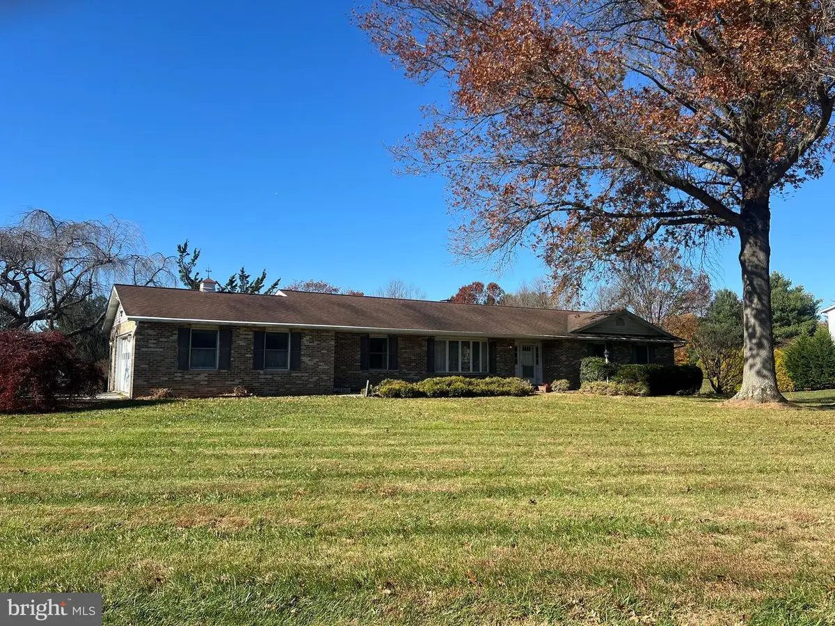 7206 Patton Dr, Woodbine, MD 21797 - Image #1