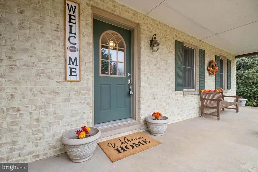 710 Scotsdale Rd, Westminster, MD 21157 - Image #2