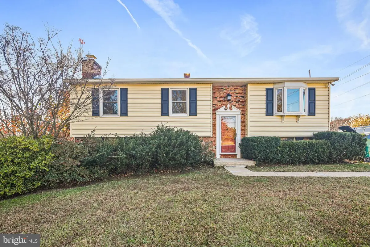 601 Sherry Dr, Sykesville, MD 21784 - Image #1